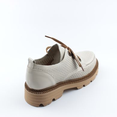 Купити Жіночі бежеві перфоровані туфлі на шнурках GUERO