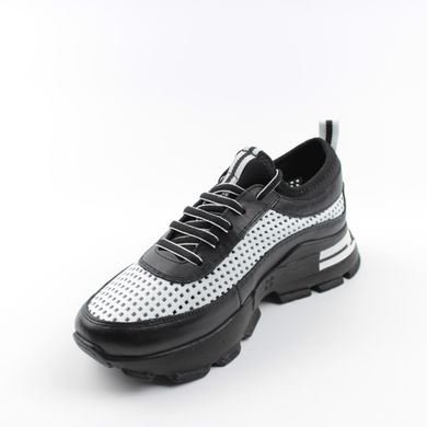 Купити Жіночі біло-чорні кросівки із перфорацією GUERO
